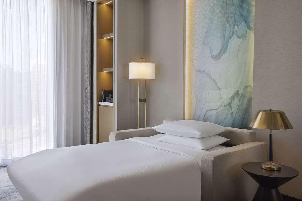 Embassy Suites By Hilton Dubai Business Bay Cameră foto