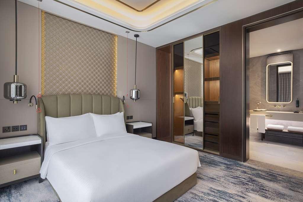 Embassy Suites By Hilton Dubai Business Bay Cameră foto