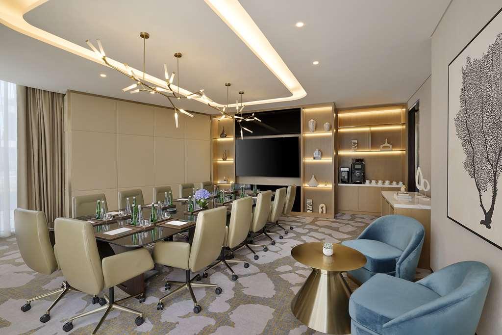 Embassy Suites By Hilton Dubai Business Bay Facilități foto