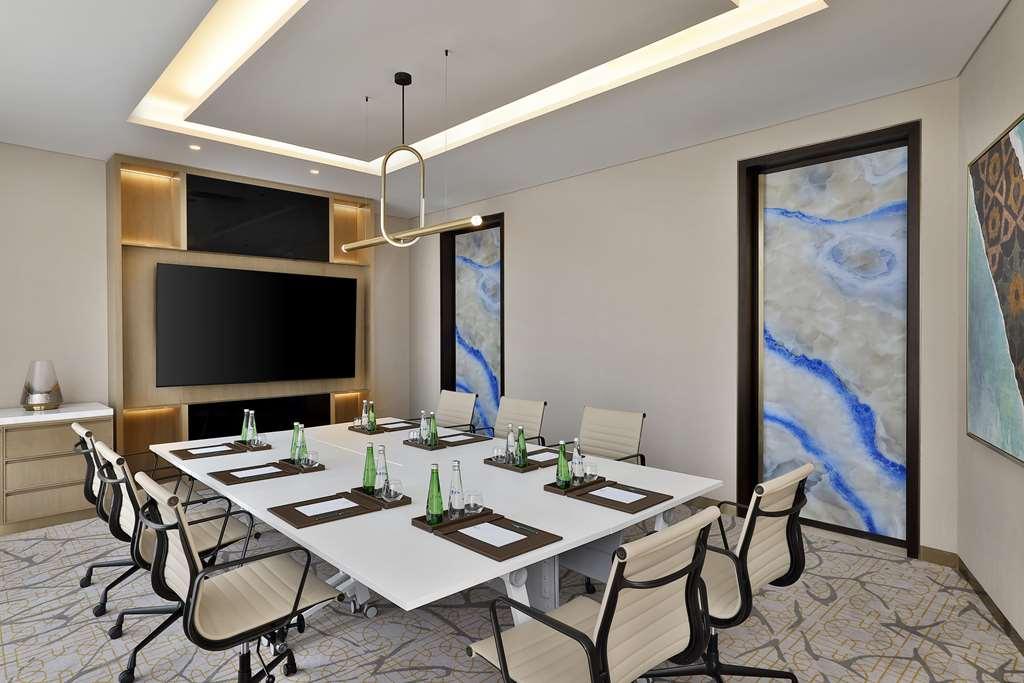 Embassy Suites By Hilton Dubai Business Bay Facilități foto