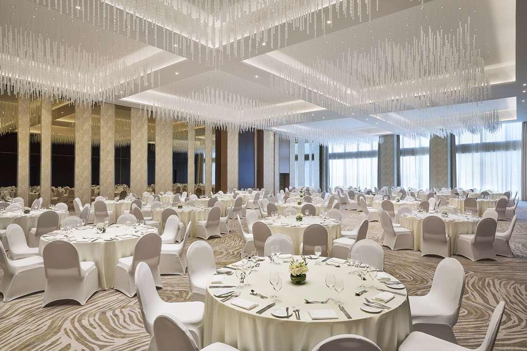 Embassy Suites By Hilton Dubai Business Bay Facilități foto
